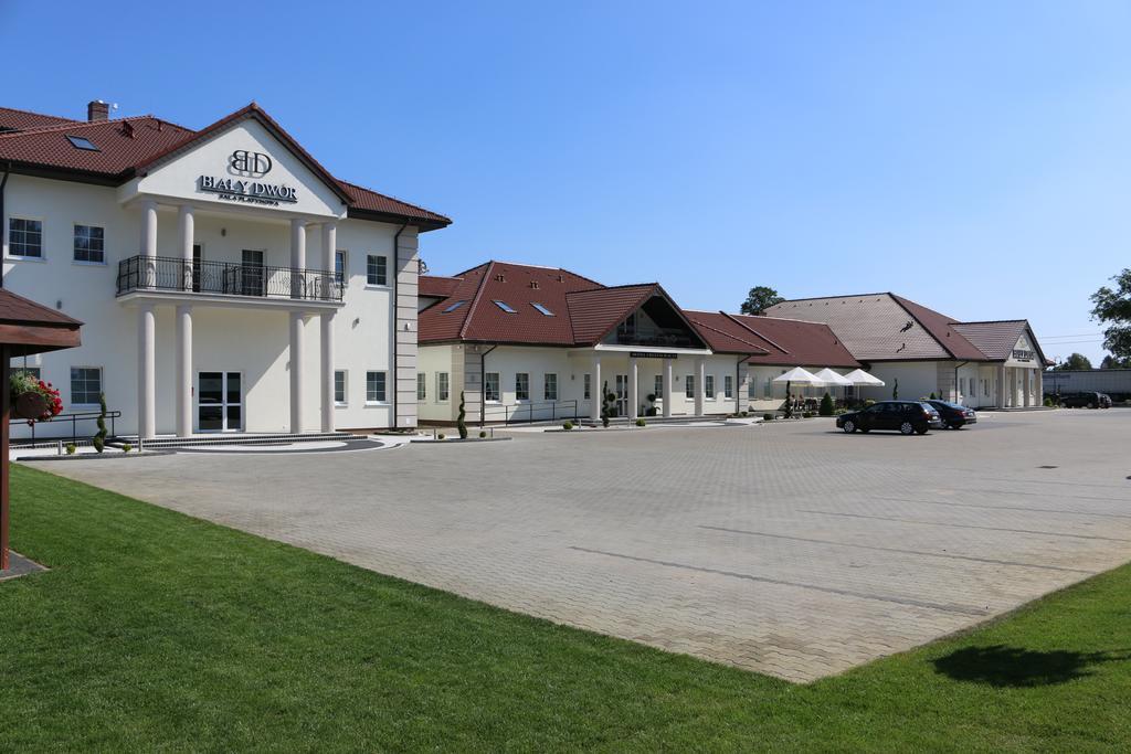 Bed and Breakfast Bialy Dwor Rychwal Exterior foto
